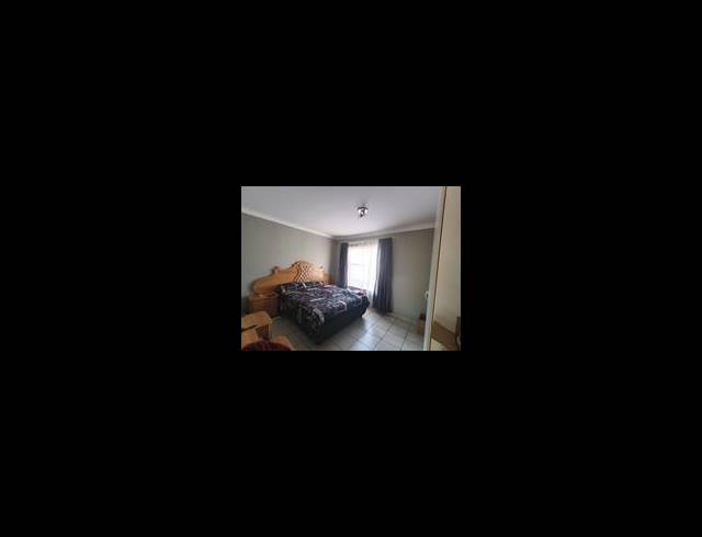 2 BEDROOM PROPERTY TO RENT IN SELECTION PARK